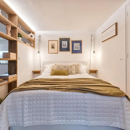 Corte Des Ambrois By To Art 아파트 *